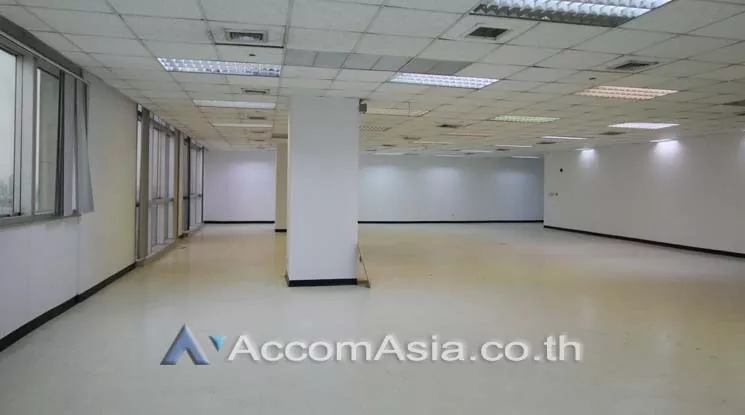 4  Office Space For Rent in Phaholyothin ,Bangkok MRT Phahon Yothin at TP & T Building AA14315